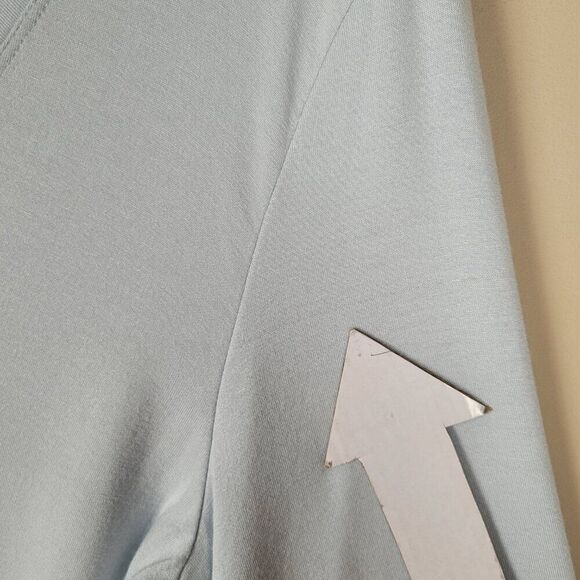 Soft Surroundings Bell Sleeve Long Sleeve Tunic Top Stretch Light Blue Size M - Picture 9 of 13